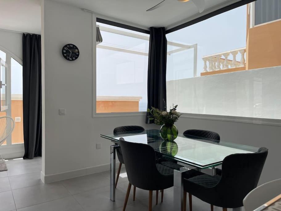 阿德耶Sunset Terrace Ocean View公寓 外观 照片